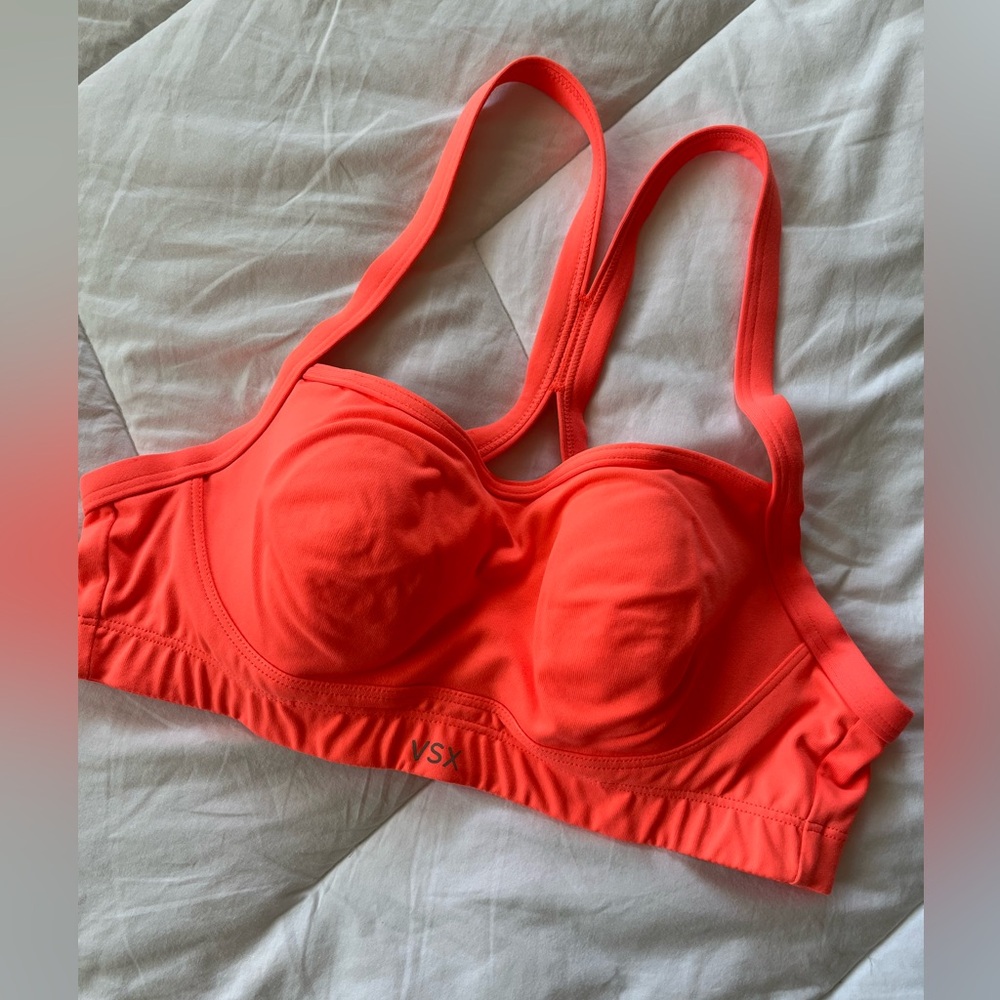 Victoria’s Secret Sports Bra 🏓